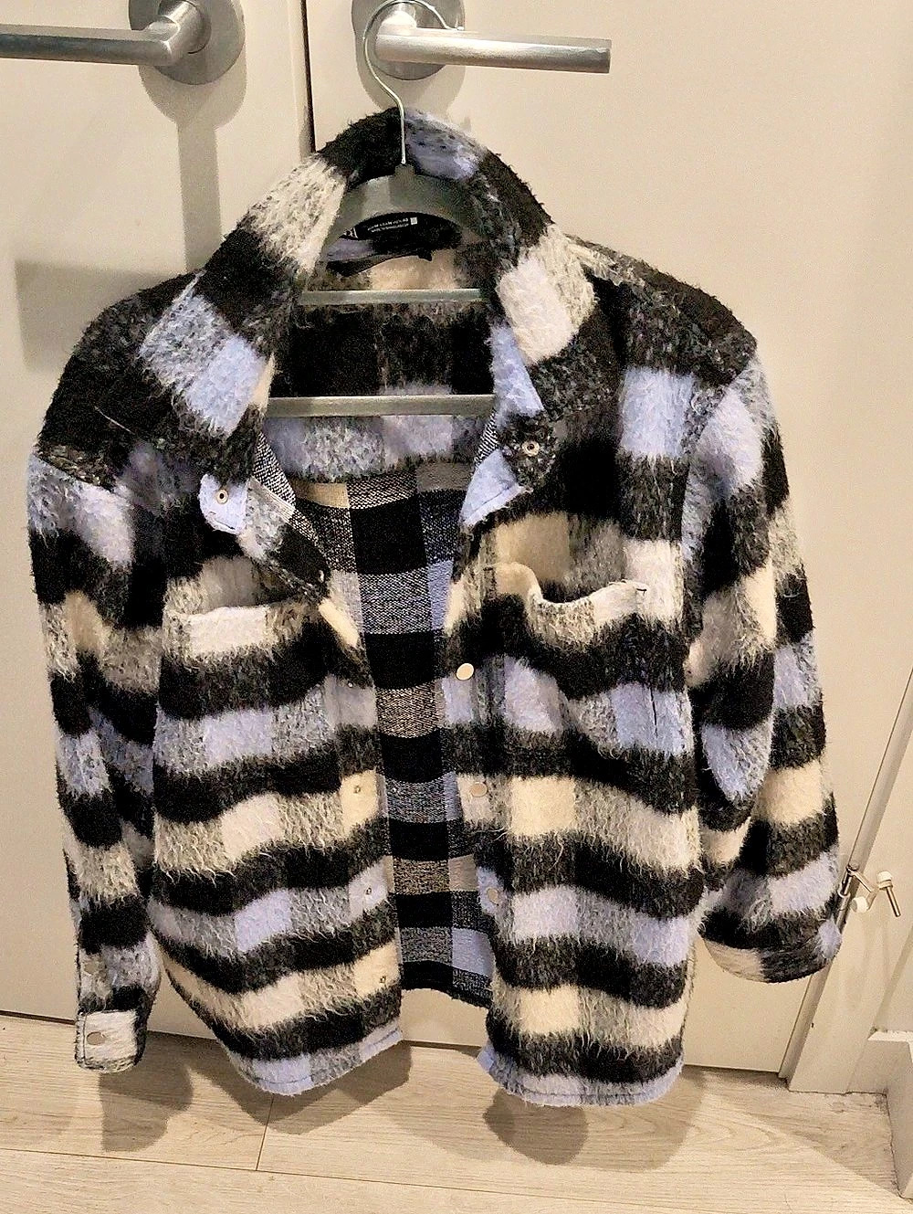 ZARA Striped Teddy Jacket in Black & Blue Size Medium